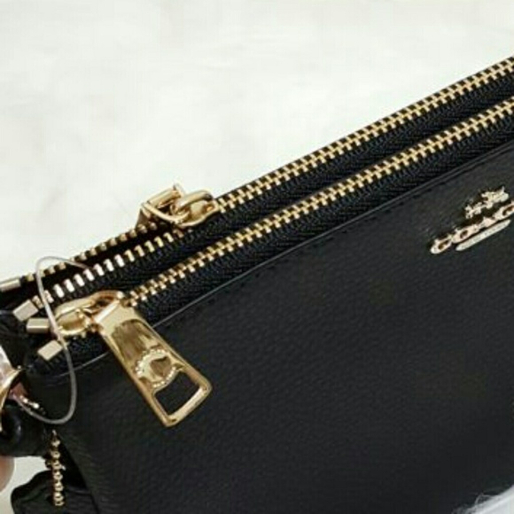 🍒COACH LARGE DOUBLE ZIP WRISTLET🍒 - Picture 7 of 8